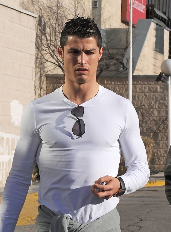 CristianoRonaldoShortHairstylesSpikedhwmOKz0psDx