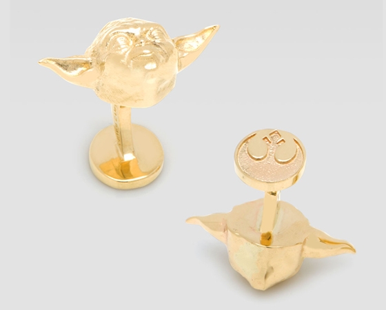 gold-darth-vader-and-yoda-cufflinks-3