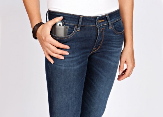 replay-social-jeans-1-537x402