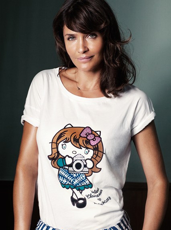 helena-christensen-tshirt-vogue-12sep13-prb426x639