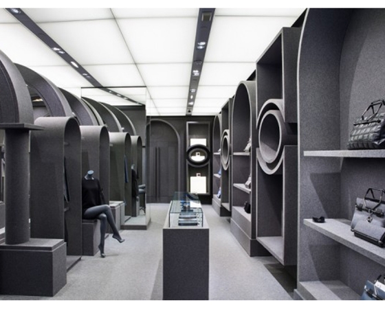 Viktor-and-Rolf-Paris-flagship-600x402
