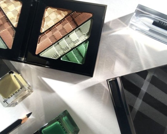 Burberry-English-Rose-makeup-600x423