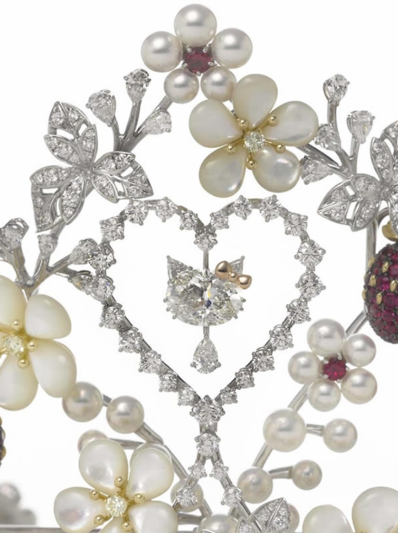 mikimoto-hello-kitty-tiara-3-2