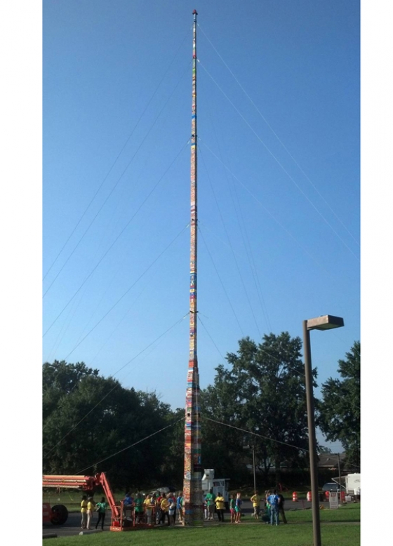 post-25190-World-Record-Tallest-Lego-Towe-iNYf