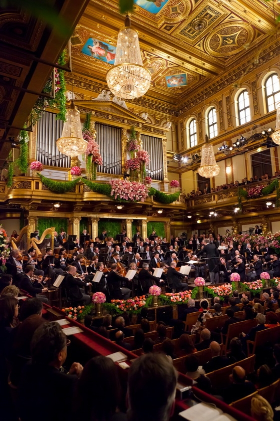 The Vienna Philharmonic Orchestra New Years ConcertRolex 1