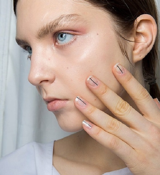 minimalisticheskiimanikyurcushnieetochsdelpozo
