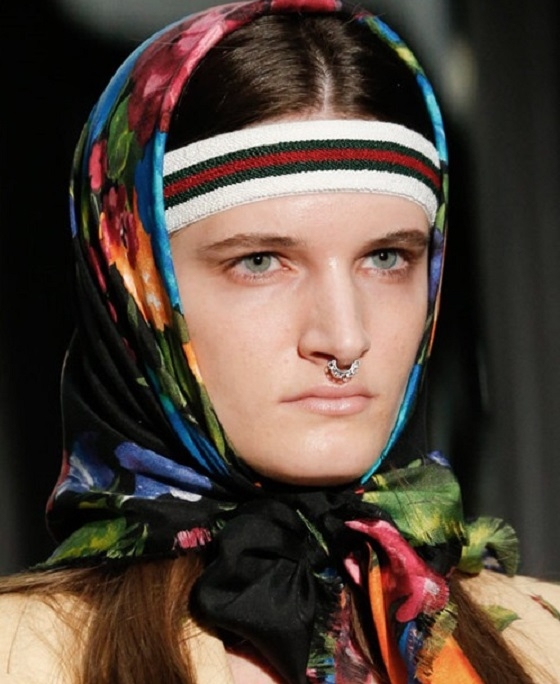 platokmoschinogucci