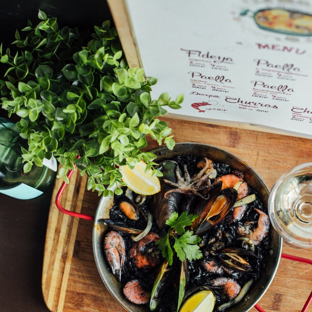 La Paella 2
