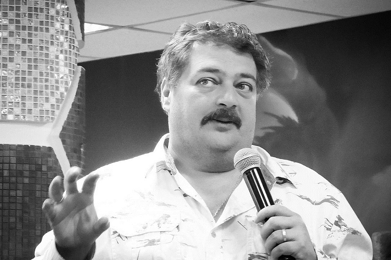 DmitryBykov01