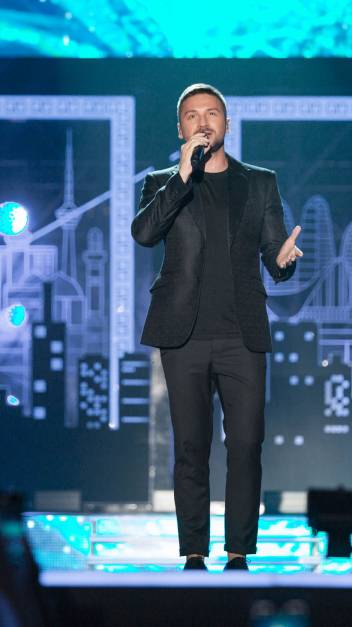 Сергей Лазарев