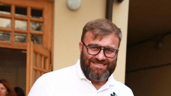 МИХАИЛ ПОРЕЧЕНКОВ