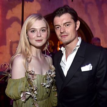 ЭЛЬ ФАННИНГ
(ELLE FANNING), СЭМ РАЙЛИ
(SAM RILEY), 