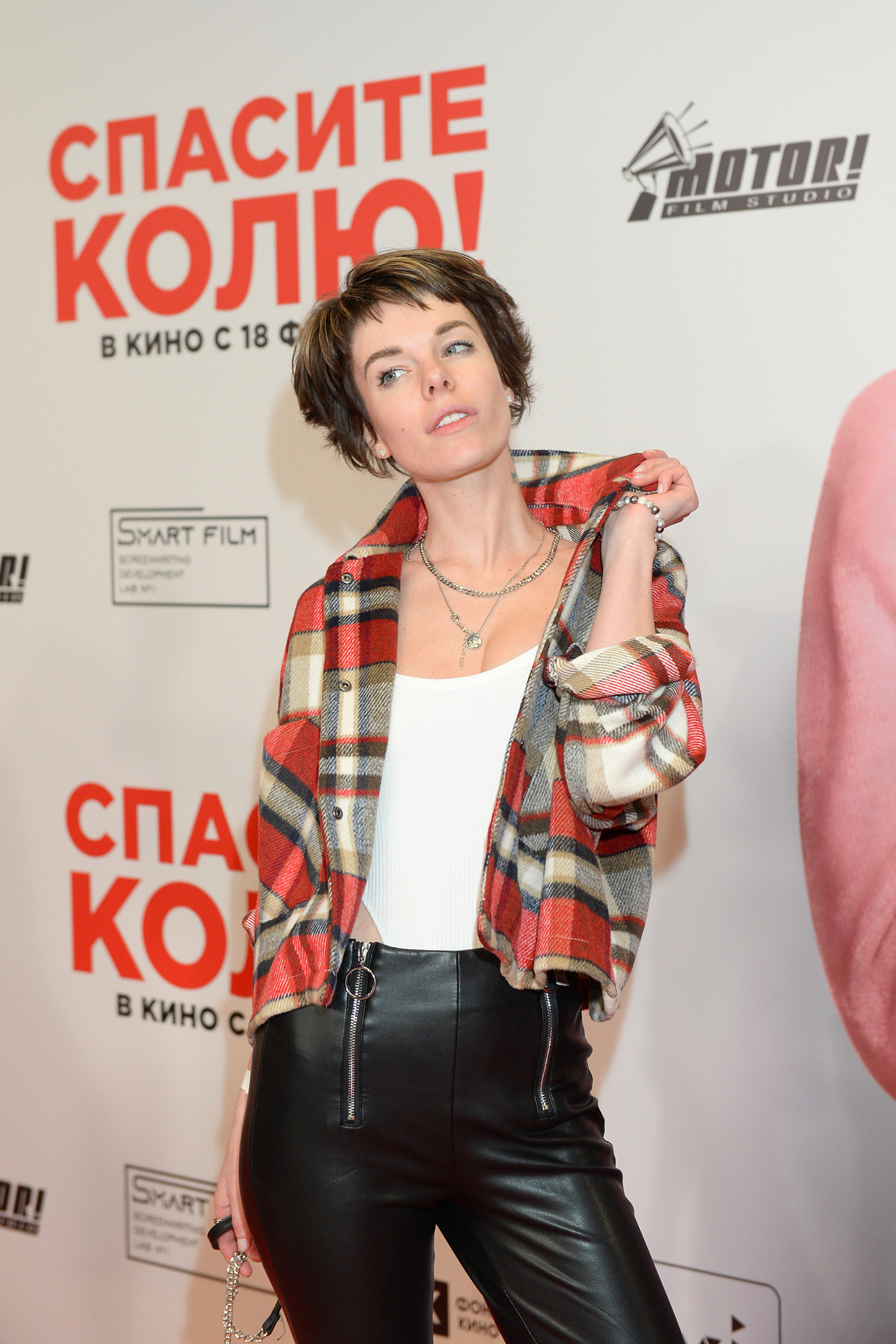 АННА СТАРШЕНБАУМ