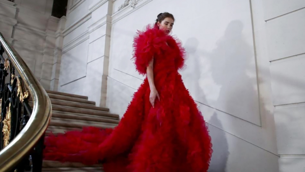 Paris Haute Couture Fashion Week: самые запоминающиеся образы на Неделе моды в Париже