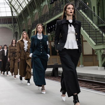 Где и когда в России можно будет примерить круизную коллекцию Chanel 2019/20?