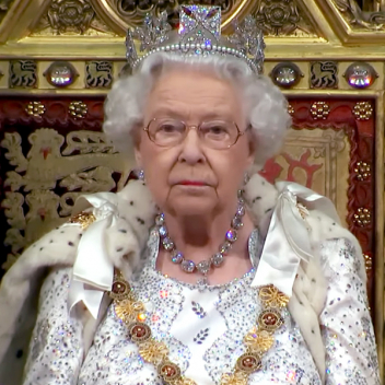 СМИ: Елизавета II отречется от престола