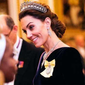 Кейт Миддлтон в тиаре принцессы Дианы блистала на приеме в Букингемском дворце 