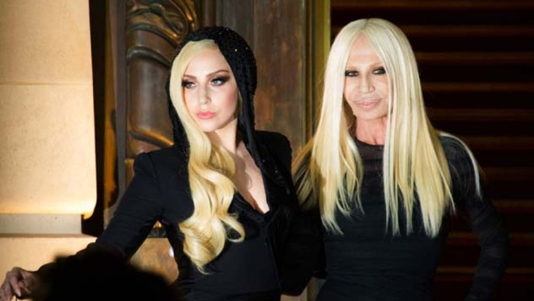 Как Леди Гага заполучила эксклюзивный наряд от Versace