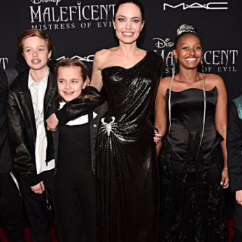 Воссоединение семьи: Брэд Питт и Анджелина Джоли отпраздновали день рождения дочери вместе