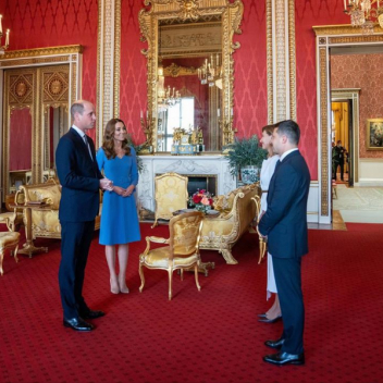 Какие наряды выбрали Кейт Мидлтон и Елена Зеленская для встречи в Букингемском дворце