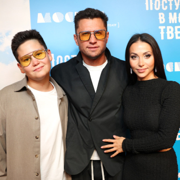 Павел Прилучный с сыном, Зепюр Брутян и другие гости на премьере фильма 