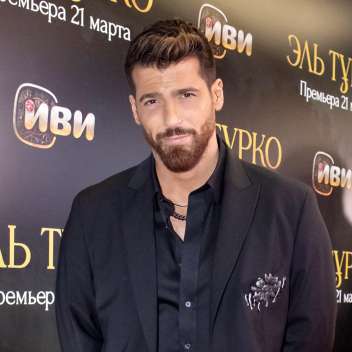 Джан Яман представил в Москве исторический сериал «Эль Турко»