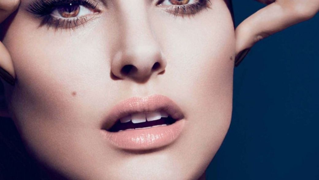 В Британии запретили рекламу Dior с Натали Портман