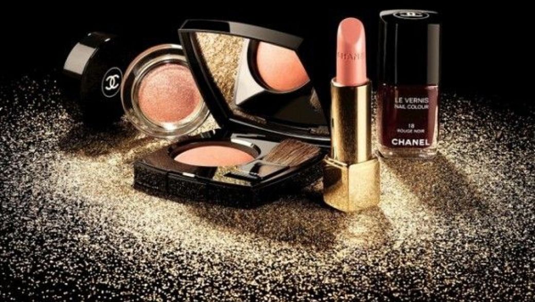 Гори-гори ясно: Рождественская коллекция макияжа Plumes Precieuses от Chanel
