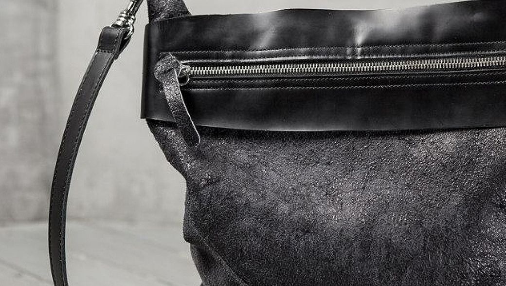 Любовное объединение: российский бренд разработал коллекцию сумок для JNBY