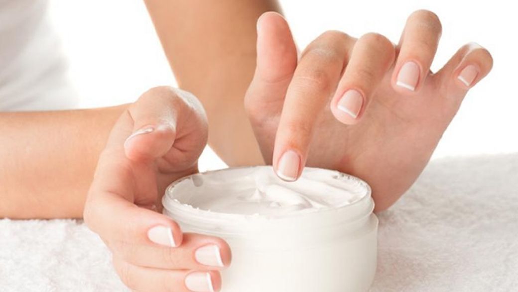 Крем для рук: 11 популярных средств по уходу за руками и ногтями