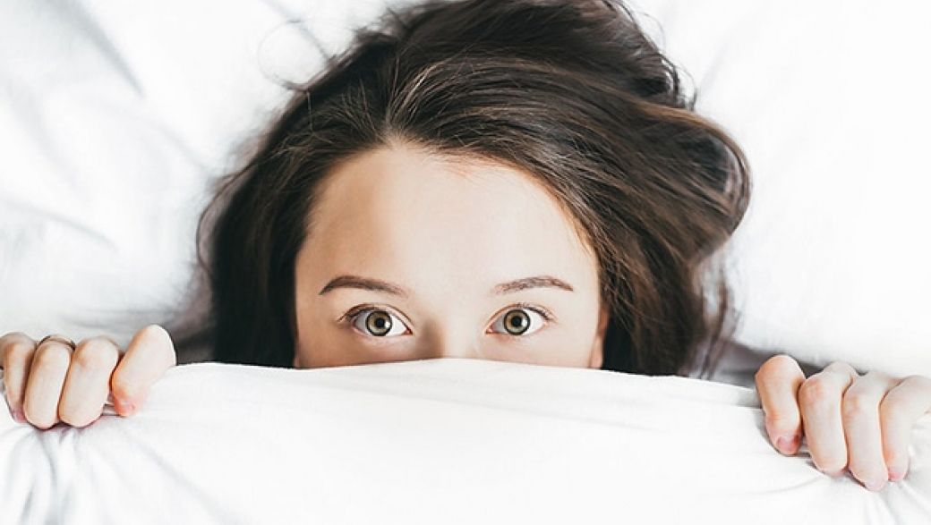 Пока вы спите, они работают: 8 популярных ночных масок для лица
