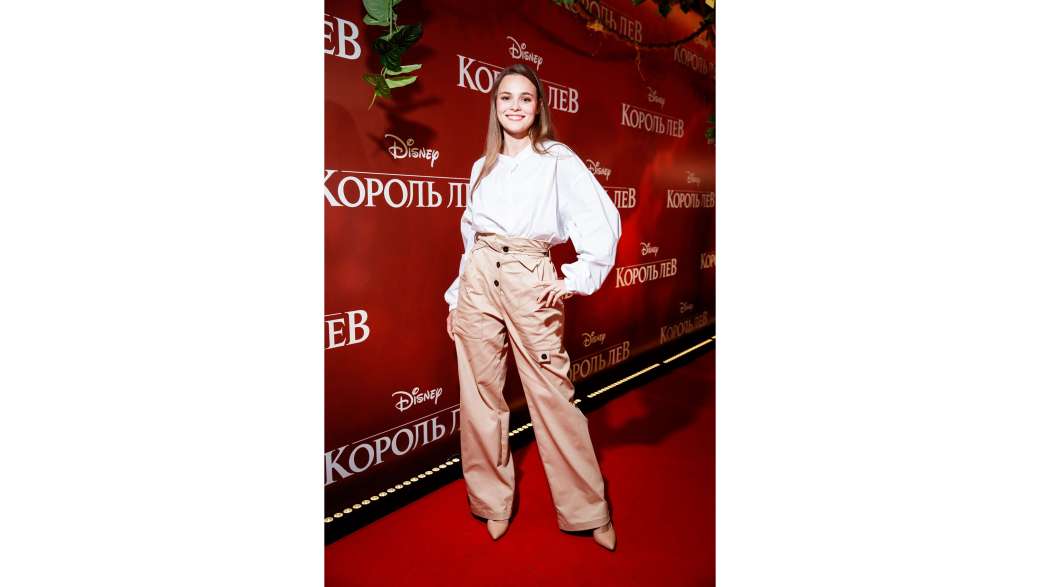 Анна Чиповская, Яна Рудковская с сыном и другие гости на премьере фильма Король Лев