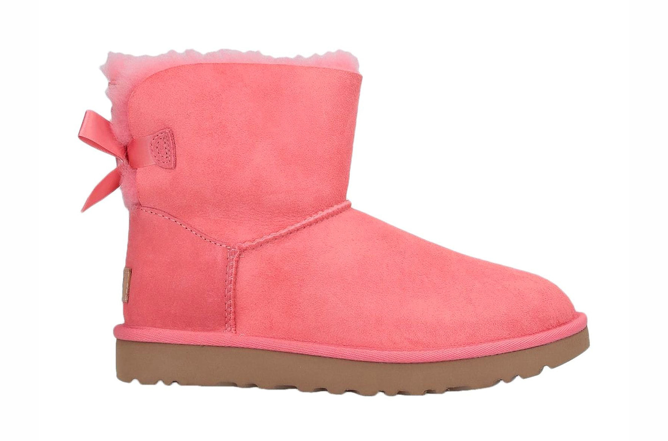 UGG AUSTRALIA