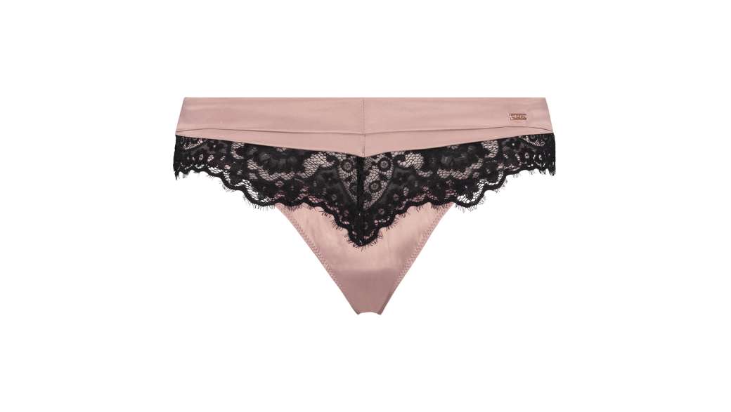 Hunkemoller представил новую коллекцию нижнего белья и домашней одежды FW20