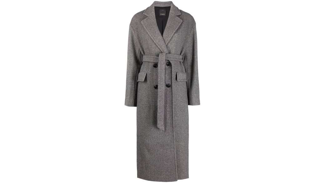 Комбинезон, шуба или пальто: что купить, чтобы не замерзнуть зимой 