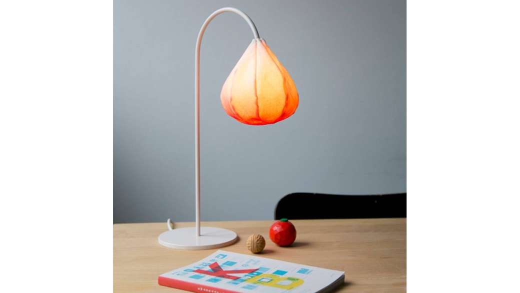 Цвети и свети: Bloom Table Lamp