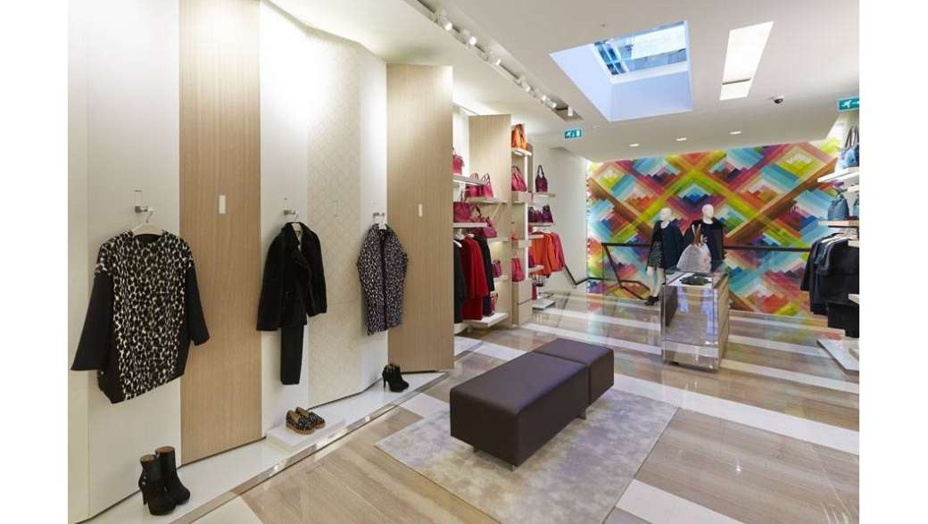 Добро пожаловать: интерьеры бутиков Longchamp по всему миру