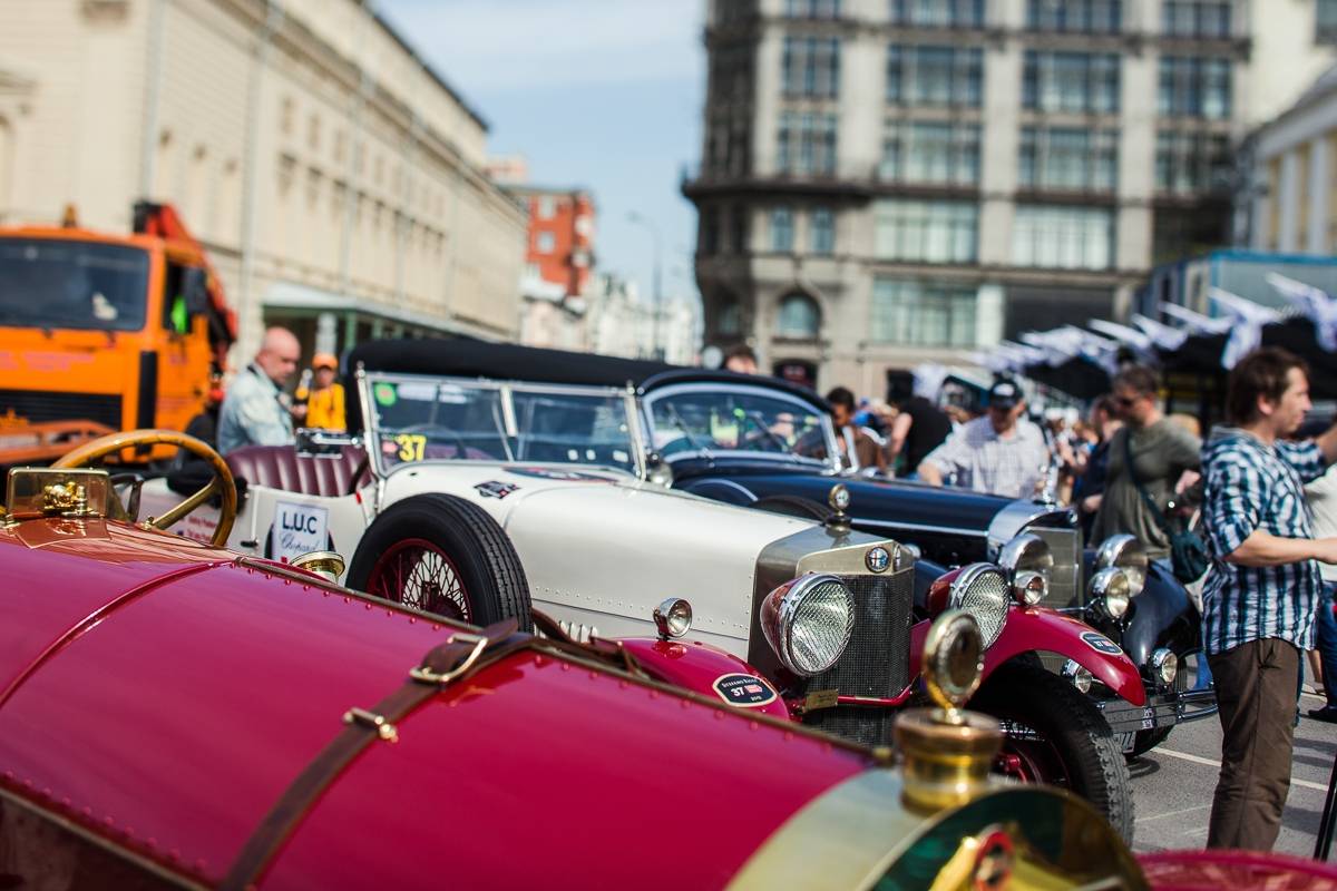 Ежегодное ралли старинных автомобилей L.U.C CHOPARD CLASSIC WEEKEND RALLY