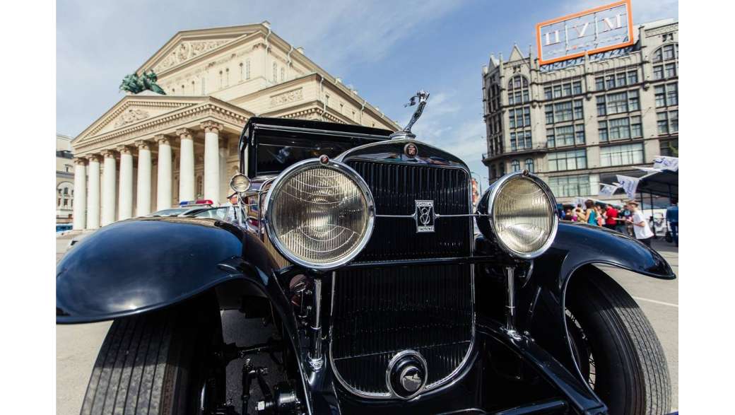 Ежегодное ралли старинных автомобилей L.U.C CHOPARD CLASSIC WEEKEND RALLY
