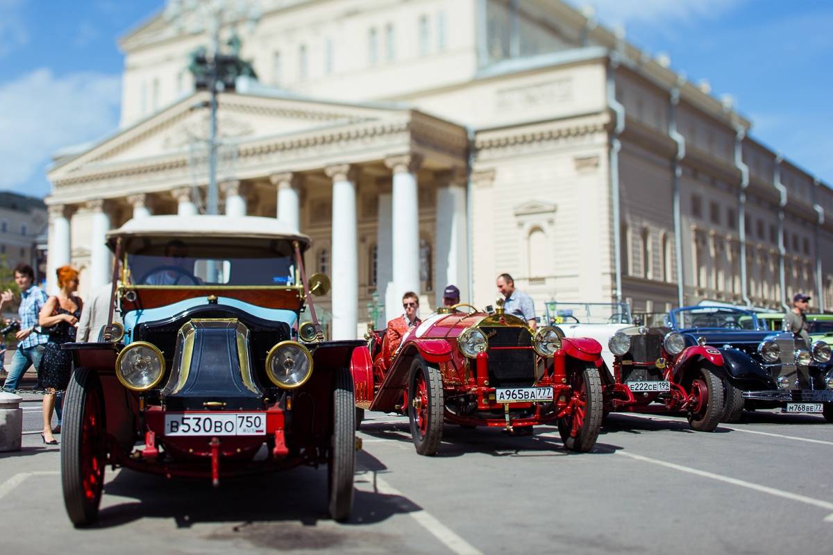 Ежегодное ралли старинных автомобилей L.U.C CHOPARD CLASSIC WEEKEND RALLY