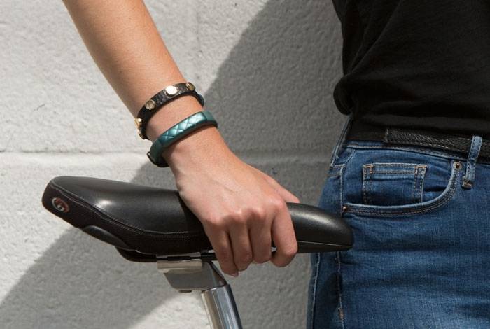 JAWBONE представил новую линейку расцветок и обновленный дизайн трекеров UP2 И UP3