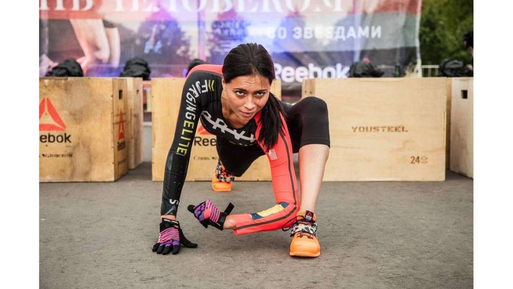 Тренировки Reebok Стань человеком со звездами