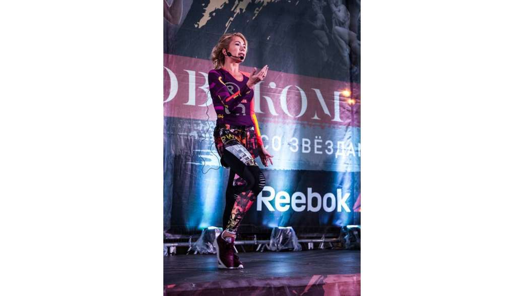 Тренировки Reebok Стань человеком со звездами