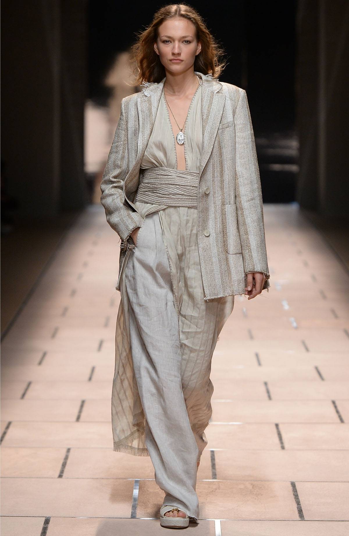 Традиции. Путешествия. Легкость. Новая коллекция Trussardi Весна – Лето 2016