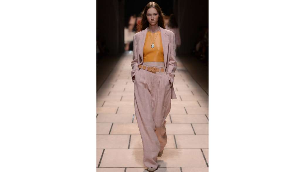 Традиции. Путешествия. Легкость. Новая коллекция Trussardi Весна – Лето 2016