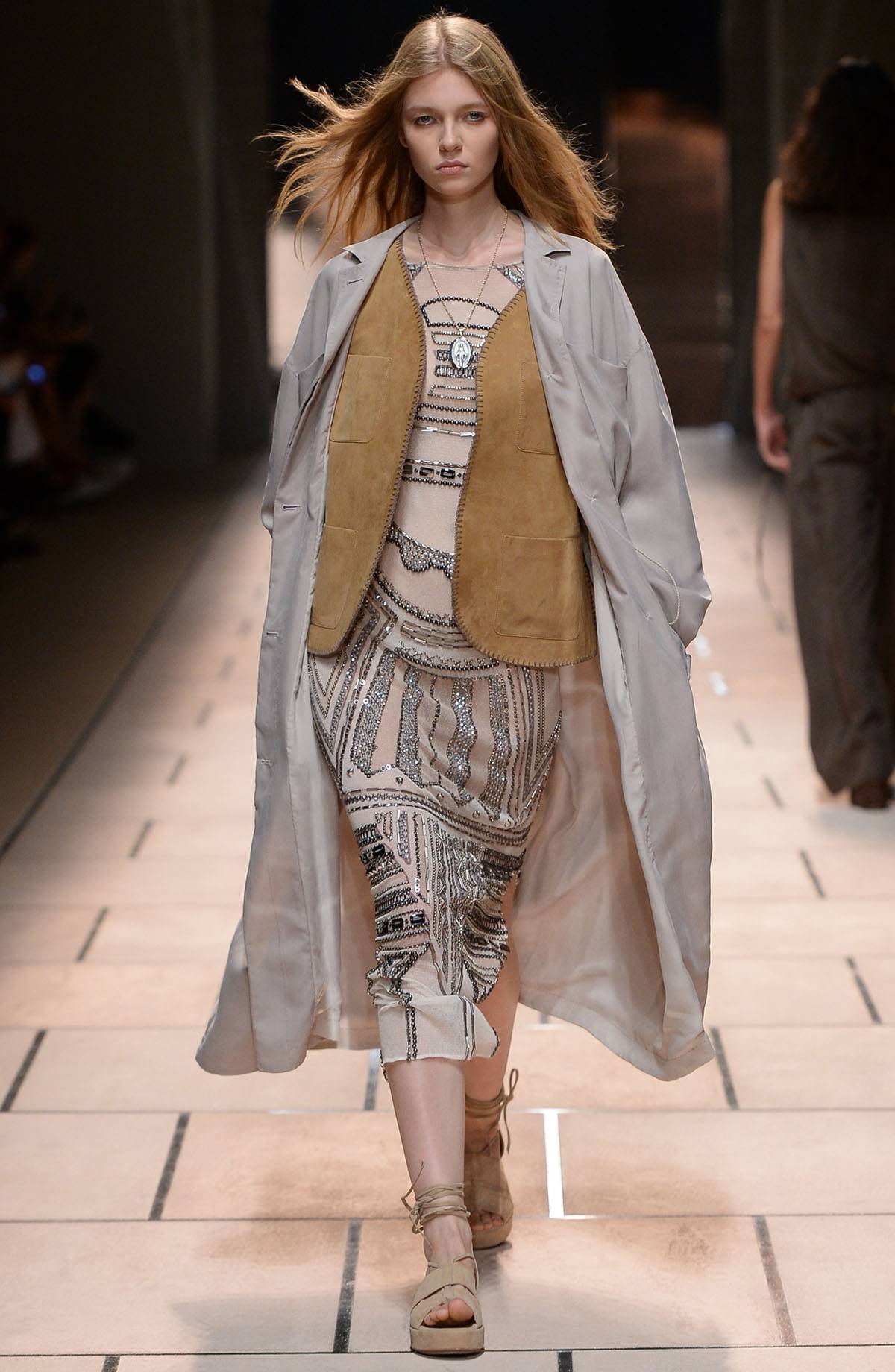 Традиции. Путешествия. Легкость. Новая коллекция Trussardi Весна – Лето 2016