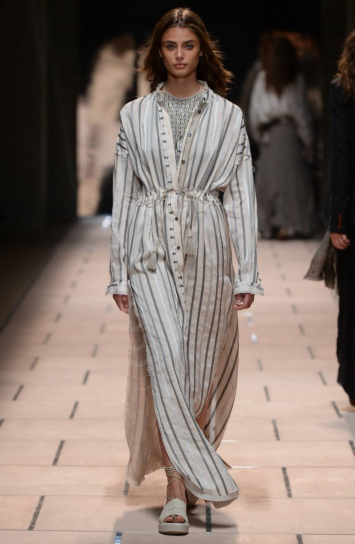 Традиции. Путешествия. Легкость. Новая коллекция Trussardi Весна – Лето 2016
