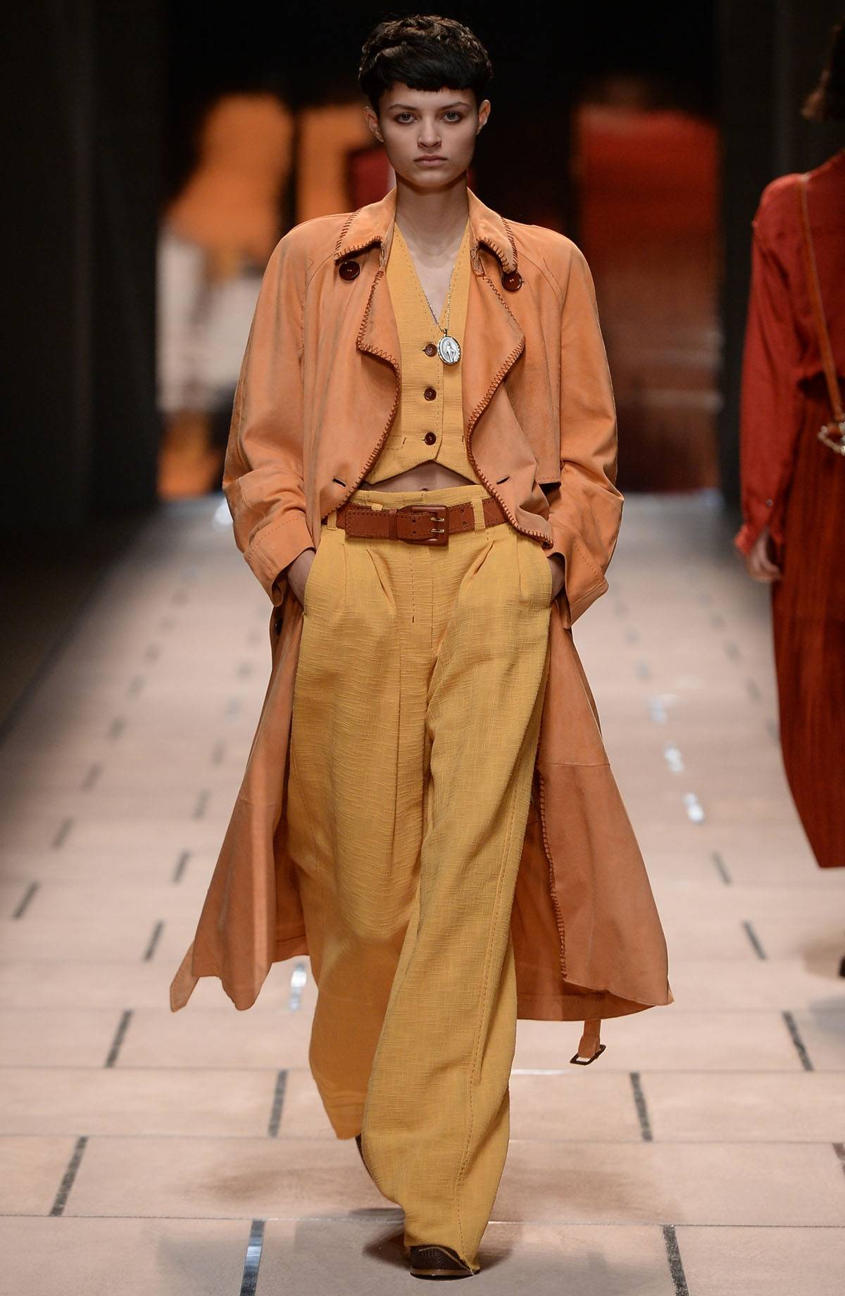Традиции. Путешествия. Легкость. Новая коллекция Trussardi Весна – Лето 2016