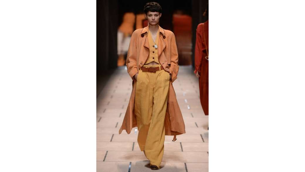 Традиции. Путешествия. Легкость. Новая коллекция Trussardi Весна – Лето 2016