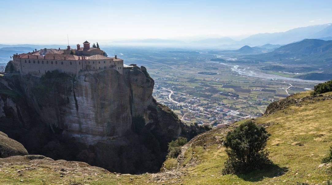 Греческие кельи: монастыри в горах Метеоры